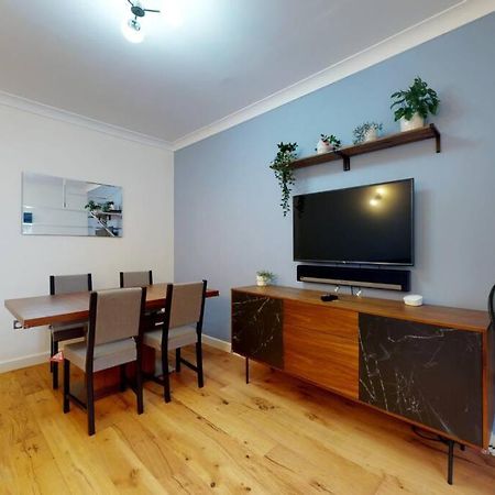 Lovely 2-Bedroom Flat Near Highgate Londra Exterior foto
